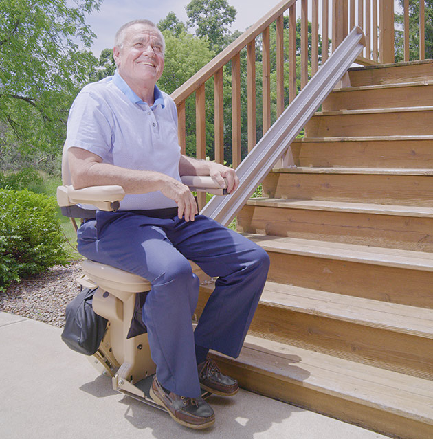 chairlift Bruno SRE2010E  liftchair outside stairchair outdoor exterior stairlift